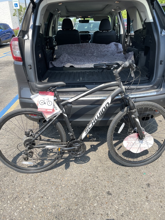 2022 Schwinn 700c Glenwood