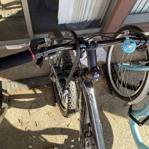 Specialized Hardrock Silver, gray or bare metal