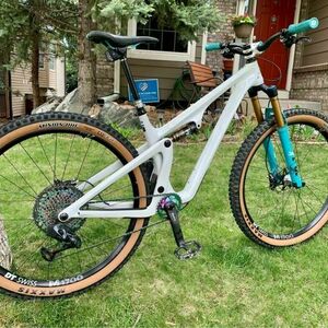 2021 Yeti SB115 SE White