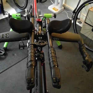 2011 Felt B10 Black, Red, and White