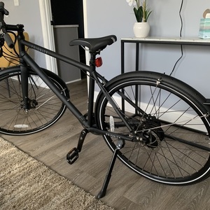 2022 Priority Bicycles Continuum Onyx Black