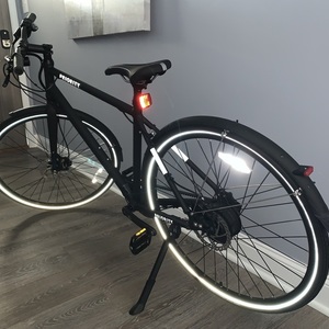 2022 Priority Bicycles Continuum Onyx Black