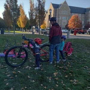 2022 Trek Marlin 7 Orange and Red