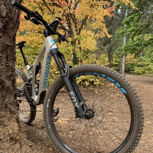 2018 Specialized Stumpjumper Comp Carbon White