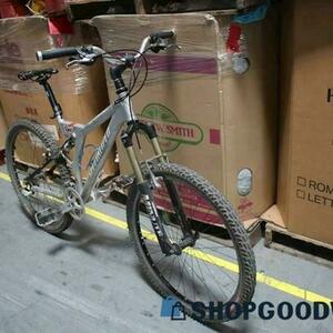 2000 Specialized Stumpjumper FSR XC Silver, gray or bare metal