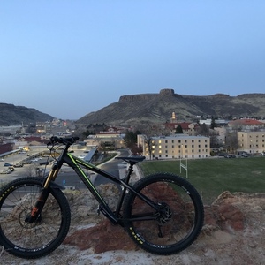 Nukeproof Scout Black and Silver, gray or bare metal