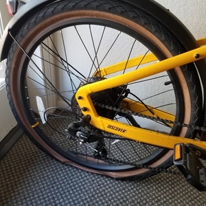 2022 Velotric Discover1 step-through Yellow or Gold