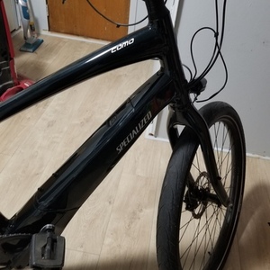2020 Specialized Como Silver, gray or bare metal