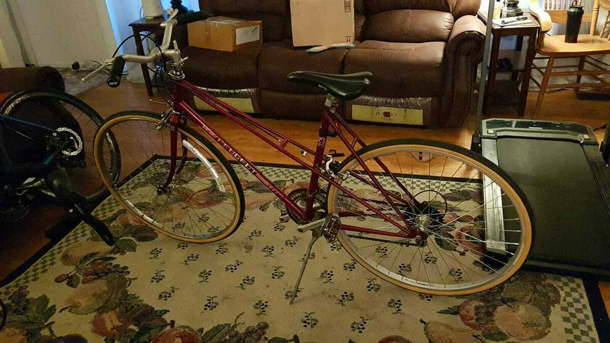 vélo Peugeot 1980 carbolite 103 - PEUGEOT - 25200 - Troc Vélo vélo Peugeot 1980 carbolite 103 - PEUGEOT - 25200 - Troc Vélo