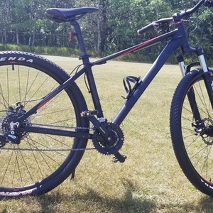 2018 Northrock XC29 Black and Red