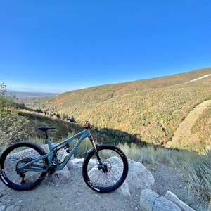 2022 Yeti SB130 LR TI Green