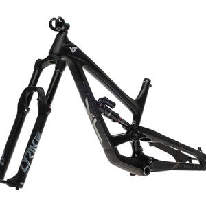 2020 YT Capra Pro 29 Black