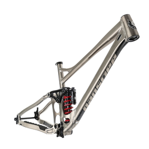 2020 Banshee Bikes Titan V3.2 Black