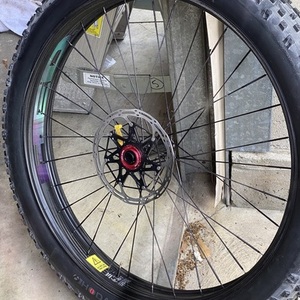 2022 Trek Farley 9.6 Red and Blue