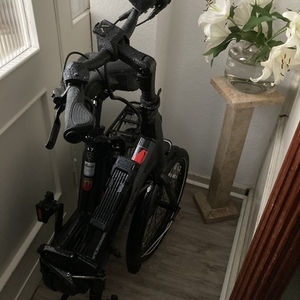 2022 HERCULES // Fahrräder &amp; E-Bikes Rob Fold 47 cm Black