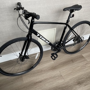 2022 Trek Fx1 Black