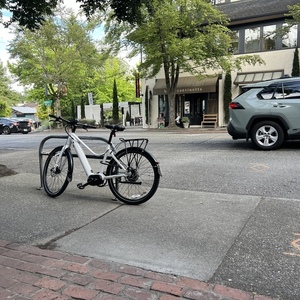 2022 Priority Bicycles Current White