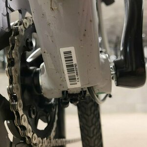 2021 Giant REVOLT 2 Silver, gray or bare metal