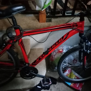 2015 Specialized Hardrock Red and Black