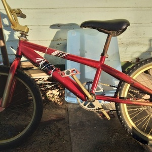 Mongoose Bmx Red and Yellow or Gold