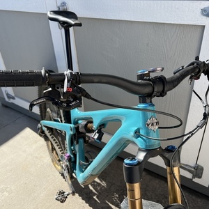 2022 Yeti SB 130 TLR Teal