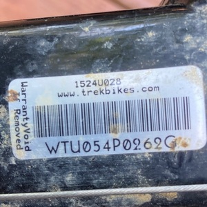 Trek MT 60 Black and Blue