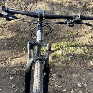 2022 Trek Mountain bike Silver, gray or bare metal