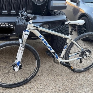 2012 Trek Mamba White
