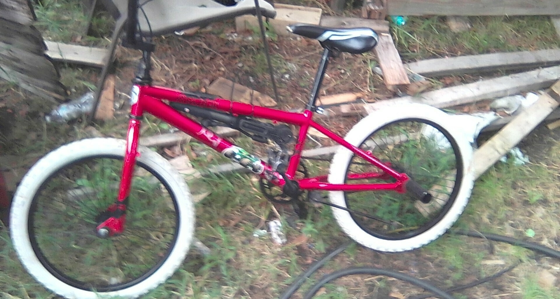 2022 Mongoose Outer limits