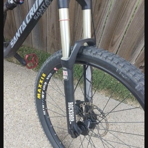 2016 Santa Cruz Bronson C Black
