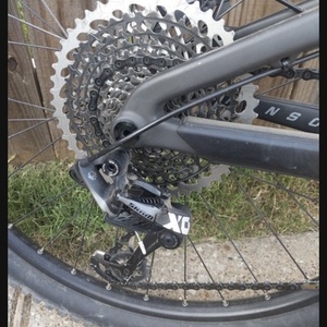 2016 Santa Cruz Bronson C Black