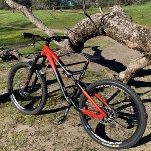 Commencal Bikes Meta AM V4 Race Red and Black