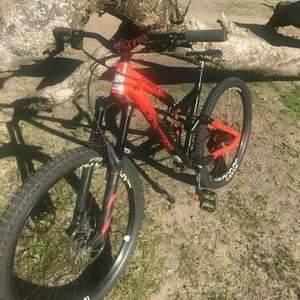 Commencal Bikes Meta AM V4 Race Red and Black