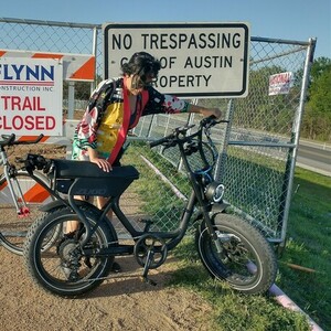 2021 Zugo Rhino Step-Through Black