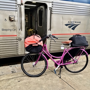 de Fietsfabriek Oma Pink and White