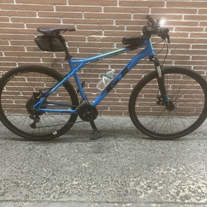 2021 GT Bicycles Aggressor Pro Blue, Yellow or Gold, and Black