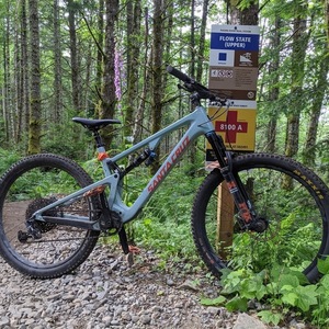 2019 Santa Cruz 5010 Blue