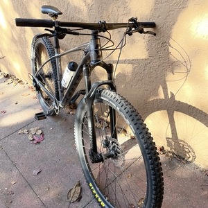 2020 SCOTT Scale Silver, gray or bare metal