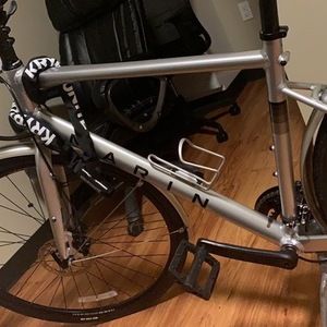 2022 Marin Bikes FAIRFAX 2 Silver, gray or bare metal