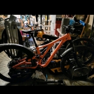 2021 Specialized Stumpjumper Orange