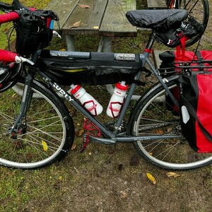 2017 Surly Disc Trucker Silver, gray or bare metal