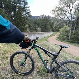 2016 SCOTT Genius Silver, gray or bare metal, Black, and Green