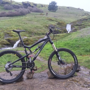 2013 Santa Cruz Nomad Black