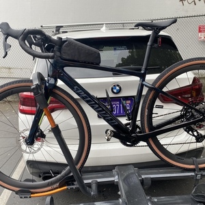 2022 Specialized Diverge Expert carbon Black