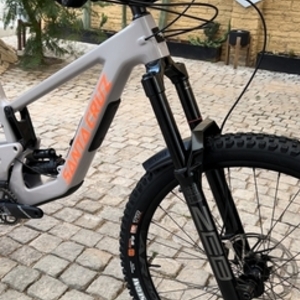 2023 Santa Cruz Nomad 6 Purple