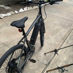 2022 REI CTY e1.1 E Silver, gray or bare metal