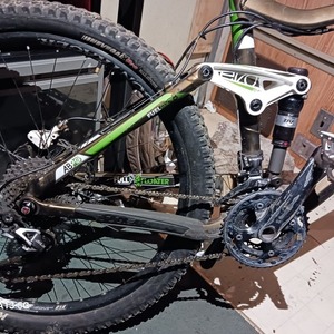 2015 Trek Fuel ex 8 evo Black and Green