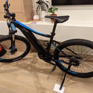 2019 Giant Fathom E+2 Black and Blue