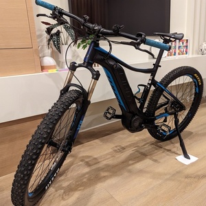 2019 Giant Fathom E+2 Black and Blue