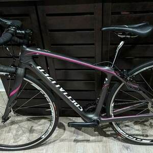 2015 Specialized Ruby Black and Pink